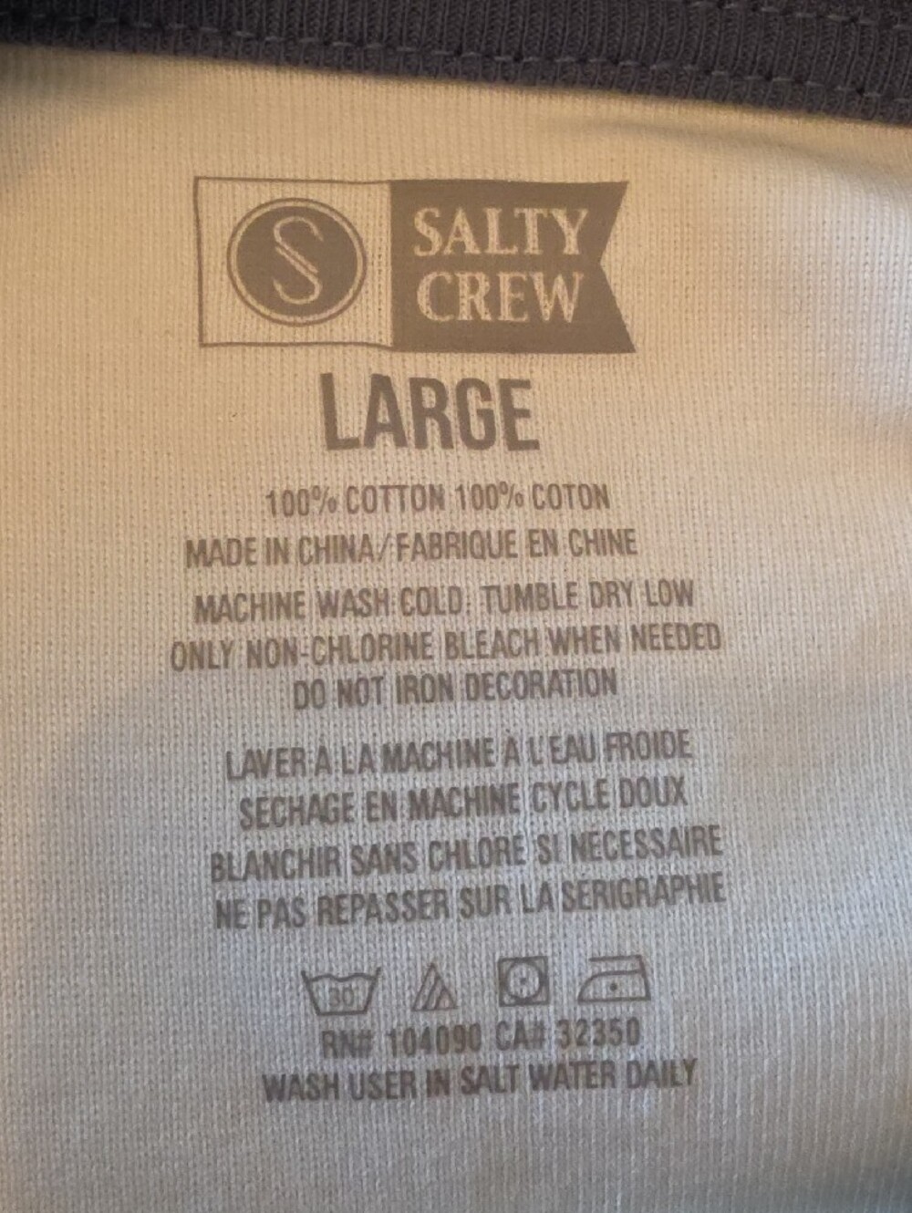 Salty Crew Womens Large White Raglan Cropped Tee Blue Sleeves and Yellow Graphic - Picture 2 of 4